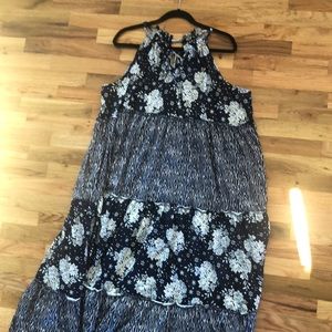 Navy maxi floral/Ikat dress